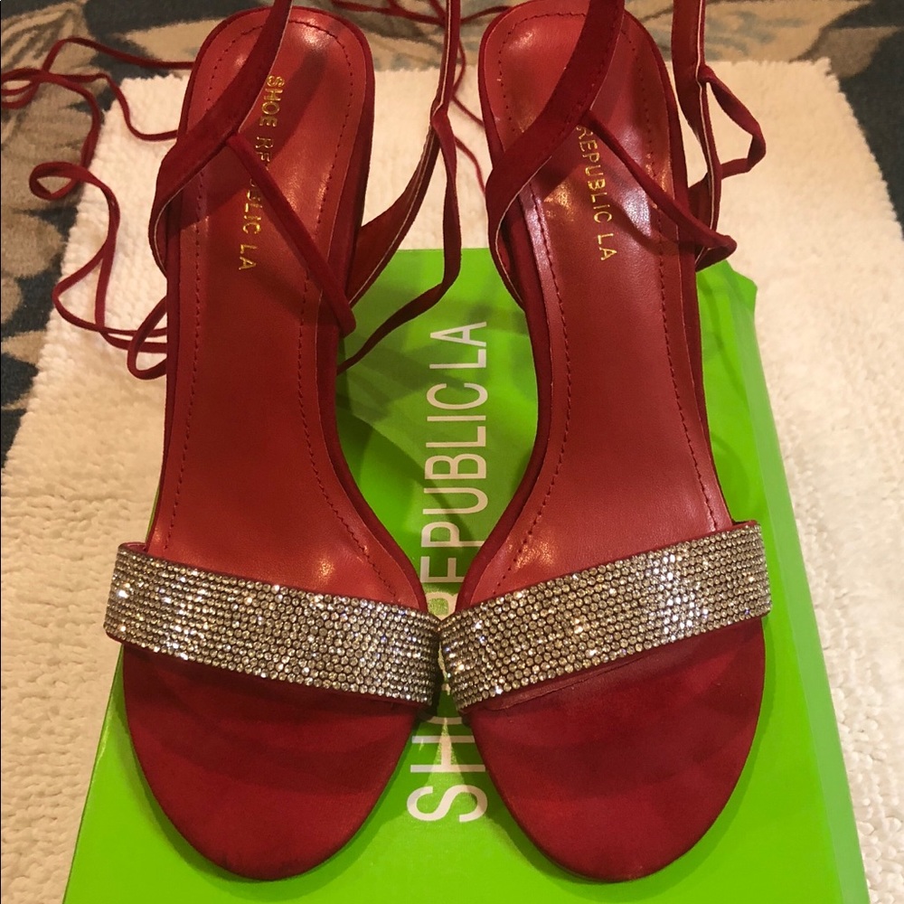💥NEW MARK DOWN💥 Sexy Red  Heels